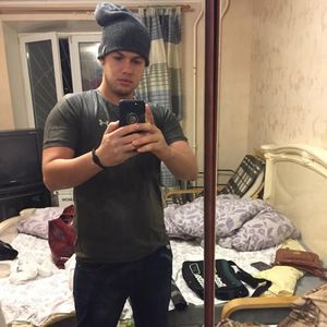 Meet your Posher, Juan emilio